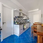 Apartment Mayor House Center *