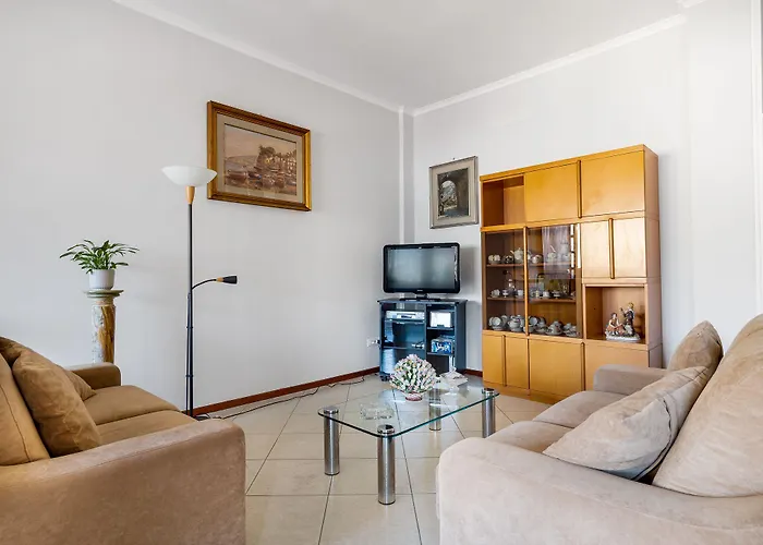 Mayor House Center * Sorrento