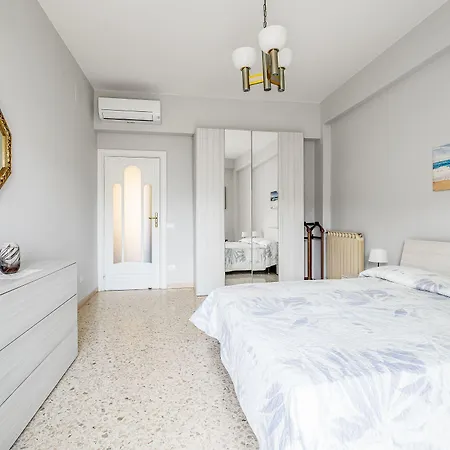 Διαμέρισμα Mayor House Center *